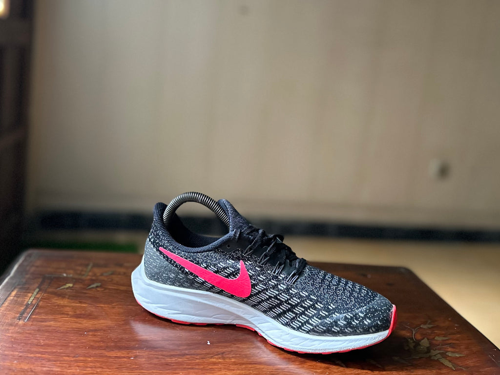 ORIGINAL Nike AirZoom Pegasus 35 Black Racer Pink Uk size: 5.5
Eu: 38.5