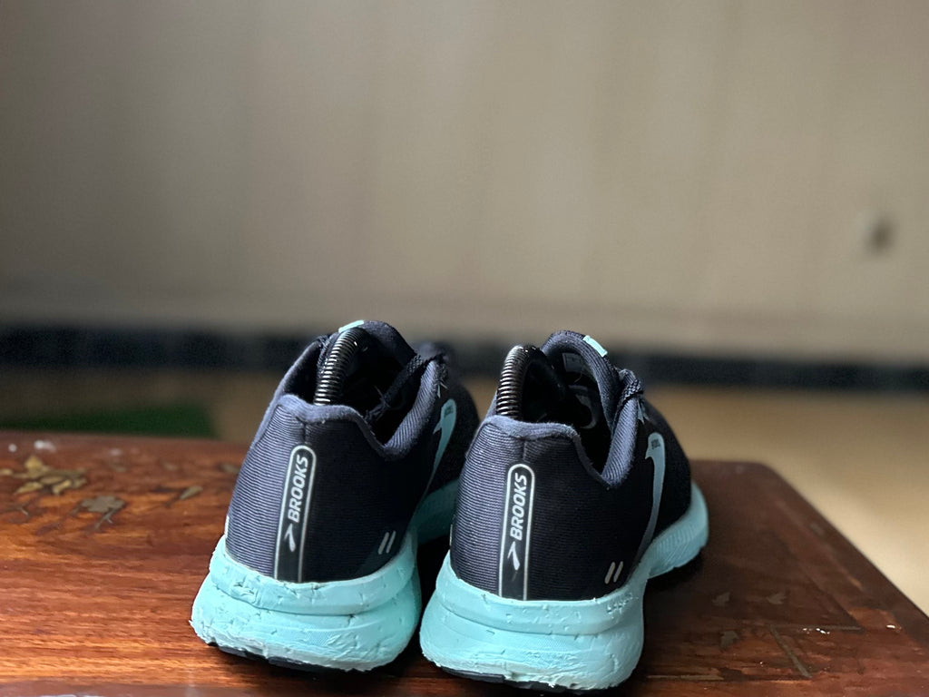 ORIGINAL Brooks Launch GTS 8 Black/Blue