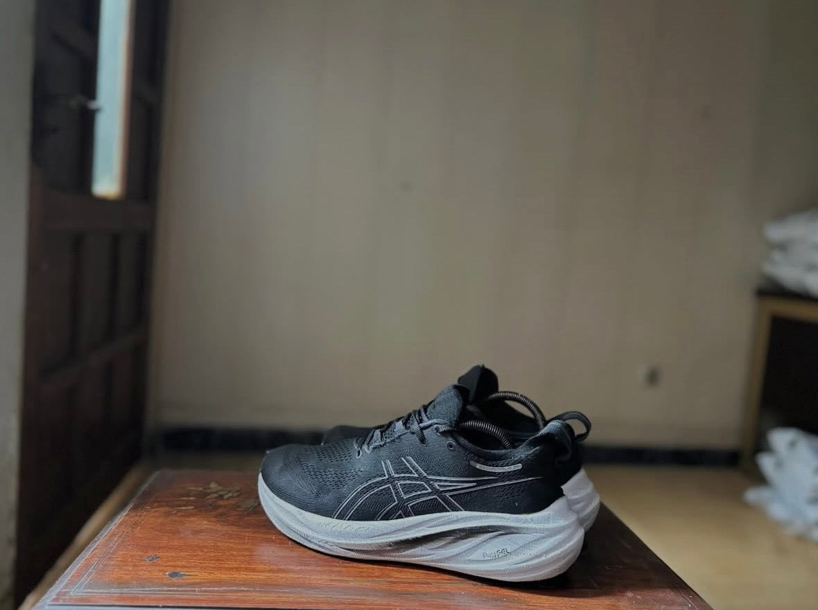 ORIGINAL Asics Gel-Nimbus 26 Black/White