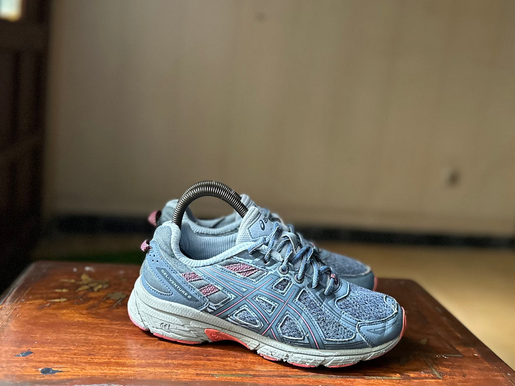 ORIGINAL Asics Gel-Venture 6 Uk size: 6 Eu: 40