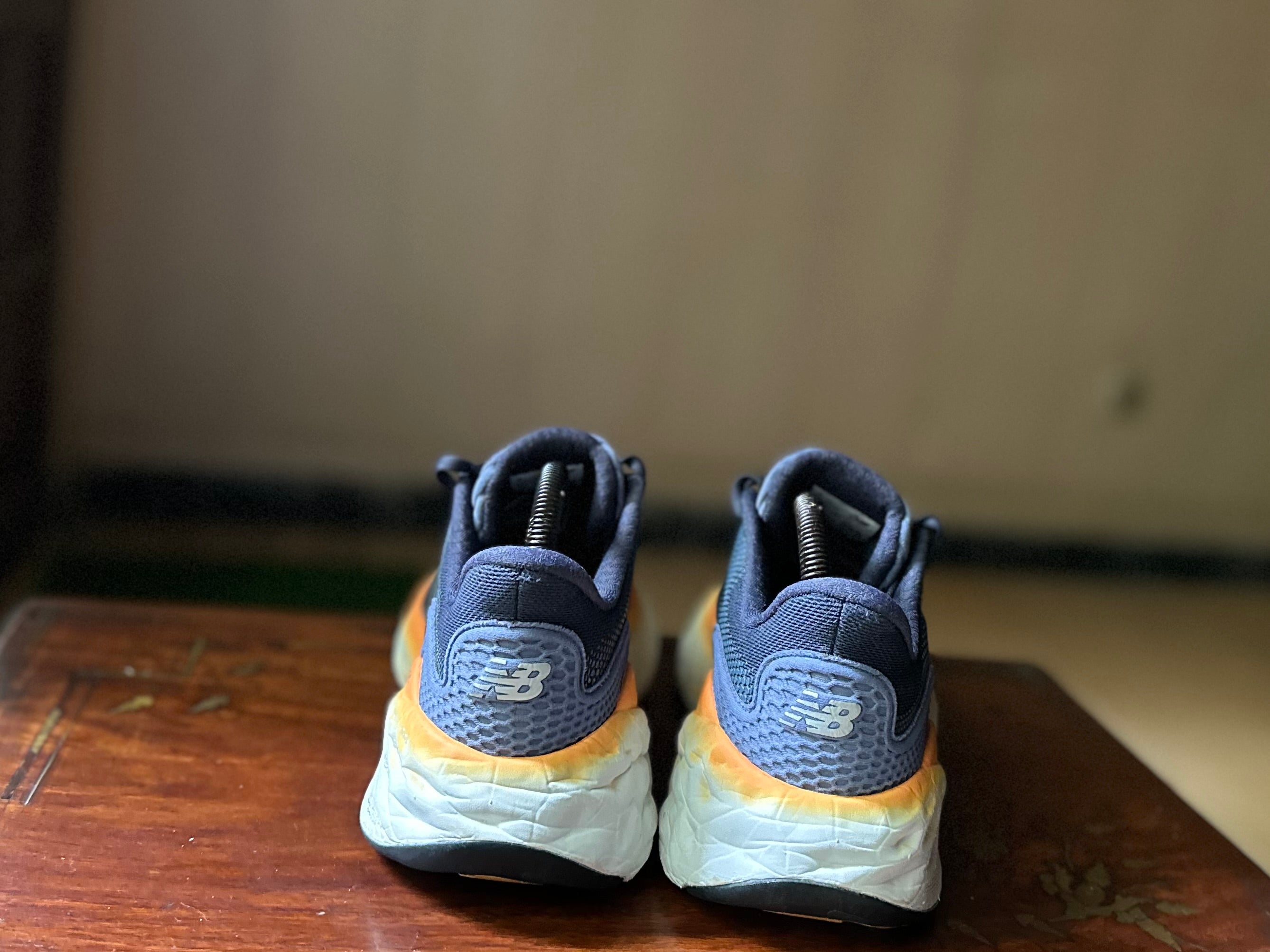 ORIGINAL New Balance Fresh Foam X More v3 Eclipse Vibrant Orange Uk size: 7 Eu: 41
