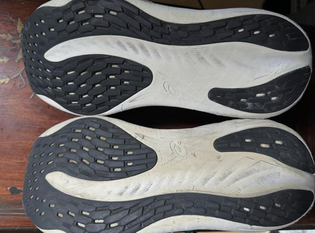 ORIGINAL Asics Gel-Nimbus 26 Black/White