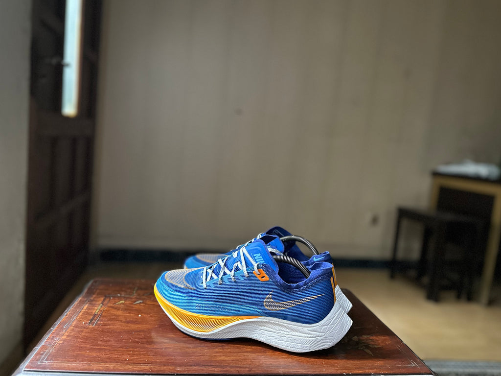 ORIGINAL Nike ZoomX VaporFly Next% 2 Game Royal Vivid Orange (Carbon Plated) Uk size: 8 Eu: 42.5