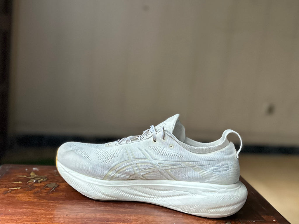 ORIGINAL Asics Gel-Nimbus 25 White Gum Uk size: 11.5
Eu: 47