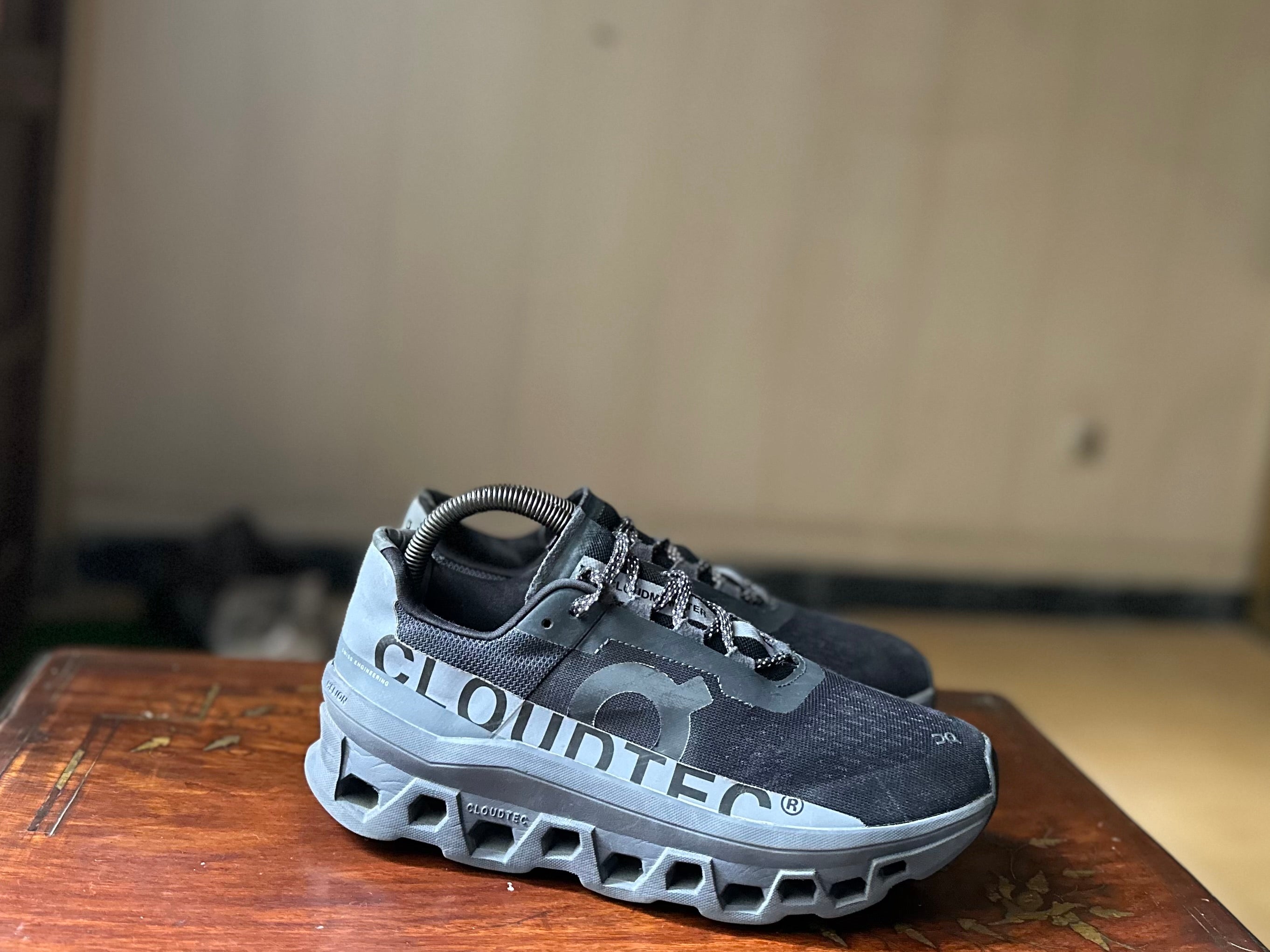 ORIGINAL On CloudMonster 2 Lumos Reflective Black Uk size: 7 Eu: 40.5