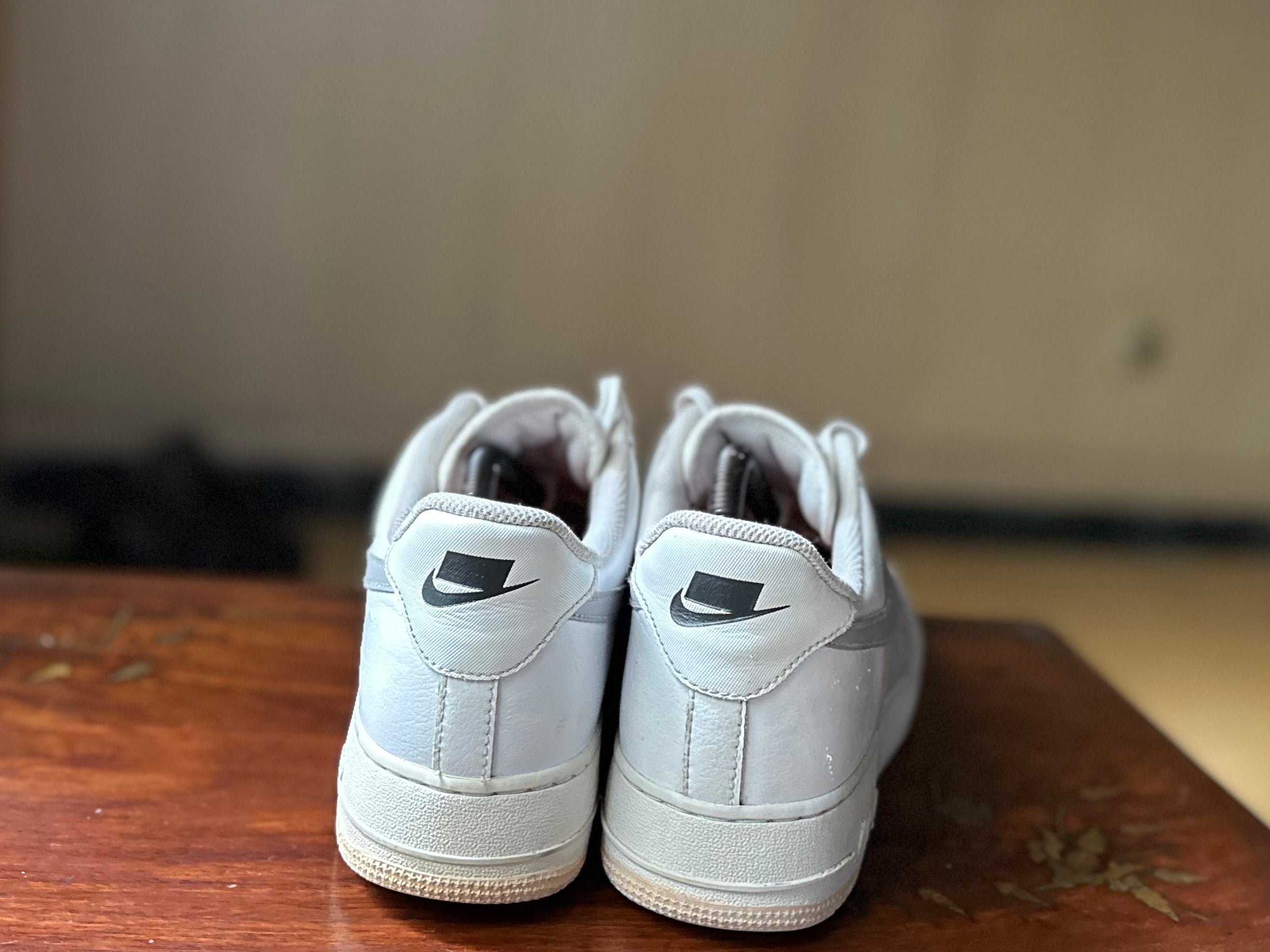 ORIGINAL Nike AirForce 1 Low Transparent White Grey Uk size: 9
Eu: 44