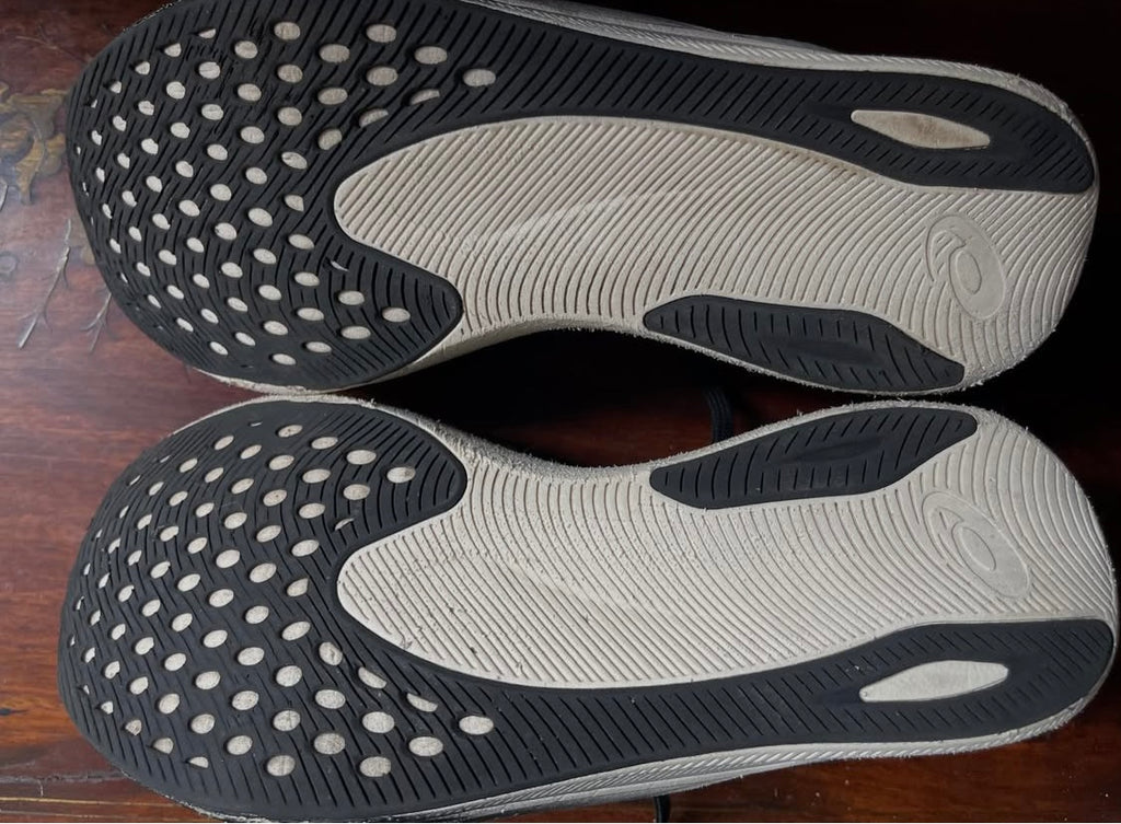 ORIGINAL Asics MagicSpeed 2 Black Carrier Grey