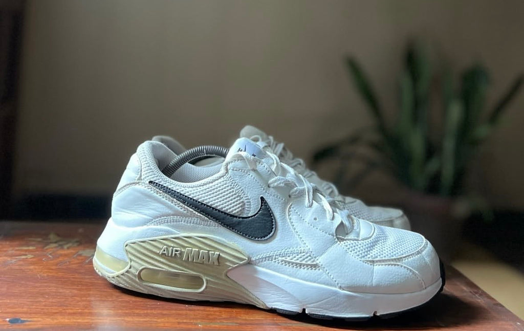 ORIGINAL Nike AirMax Excee White/Black