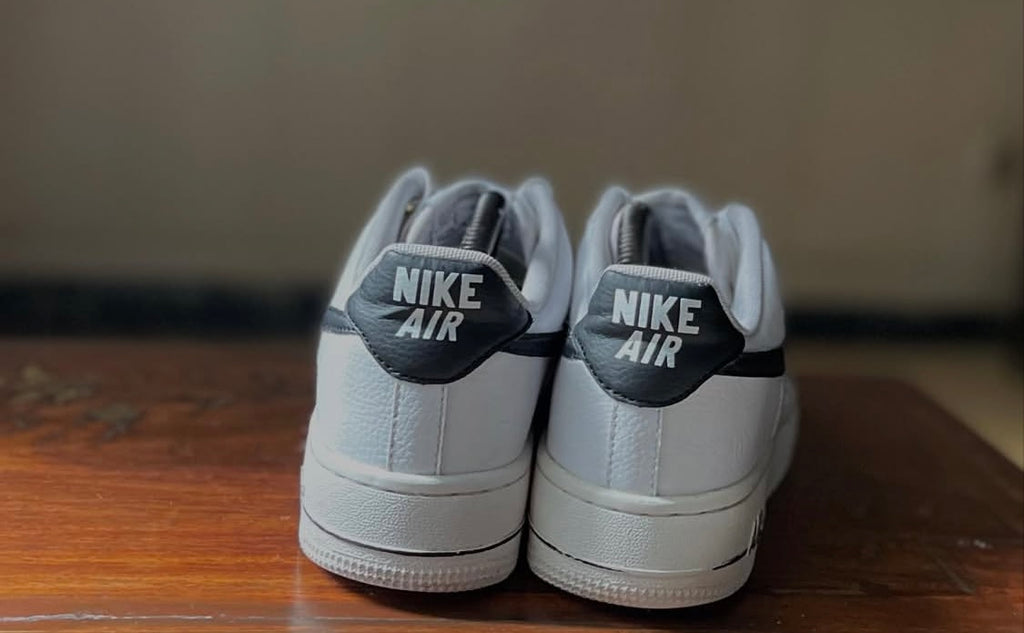 ORIGINAL Nike AirForce 1 Utility Black Swoosh