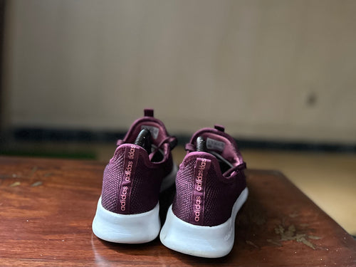 ORIGINAL Adidas CloudFoam Pure Maroon/White Uk size: 6
Eu: 39.5