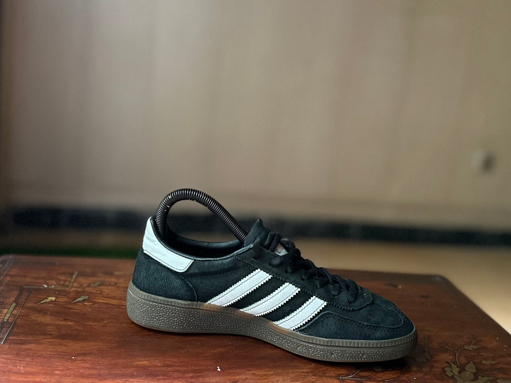 ORIGINAL Adidas Spezial Black/White Uk size: 4 Eu: 36.1/3