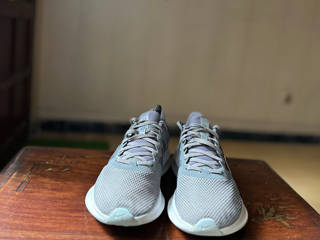 ORIGINAL Nike DownShifter 11 Smoke Grey Uk size: 7.5
Eu: 42