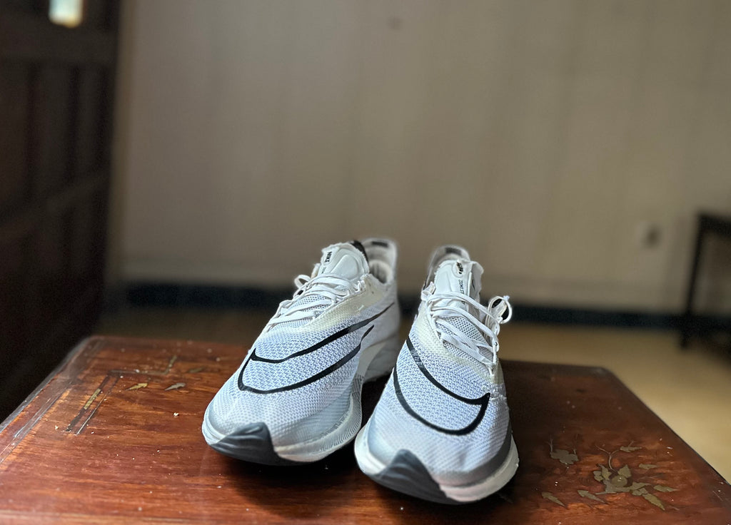 ORIGINAL Nike ZoomX StreakFly White/Black Uk size: 8
Eu: 42.5