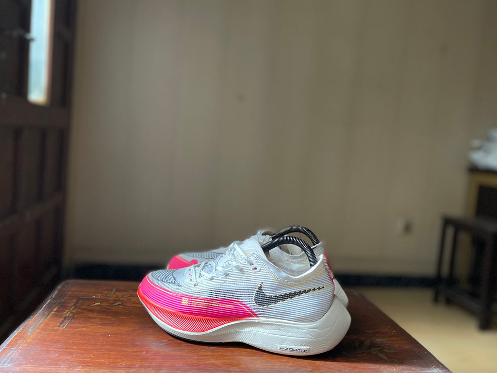 ORIGINAL Nike ZoomX VaporFly 2 Next% Rawdacious