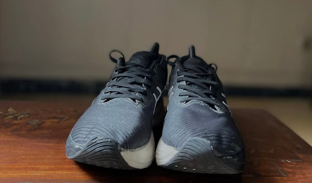 ORIGINAL Asics MagicSpeed 2 Black Carrier Grey