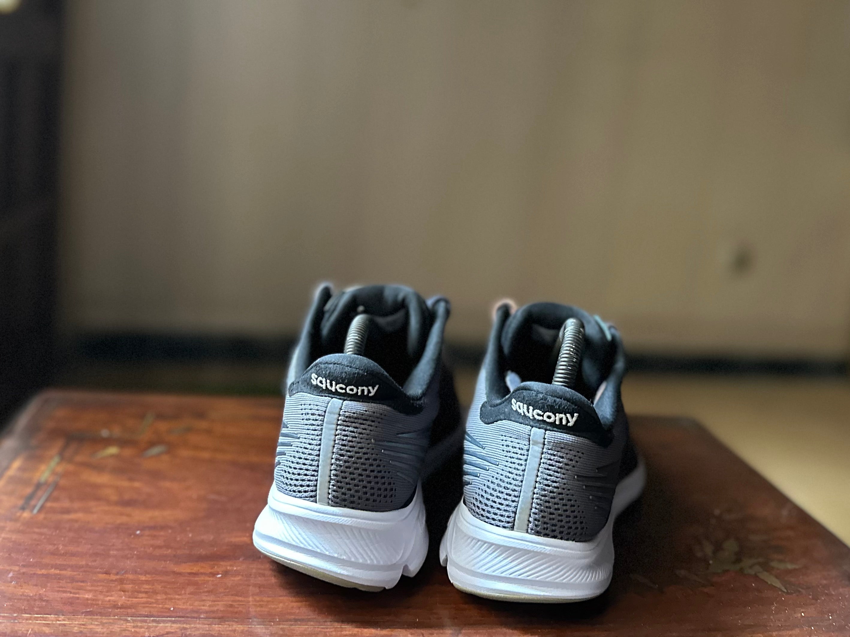 ORIGINAL Saucony Ride 14 Grey/White Uk size: 8 Eu: 42