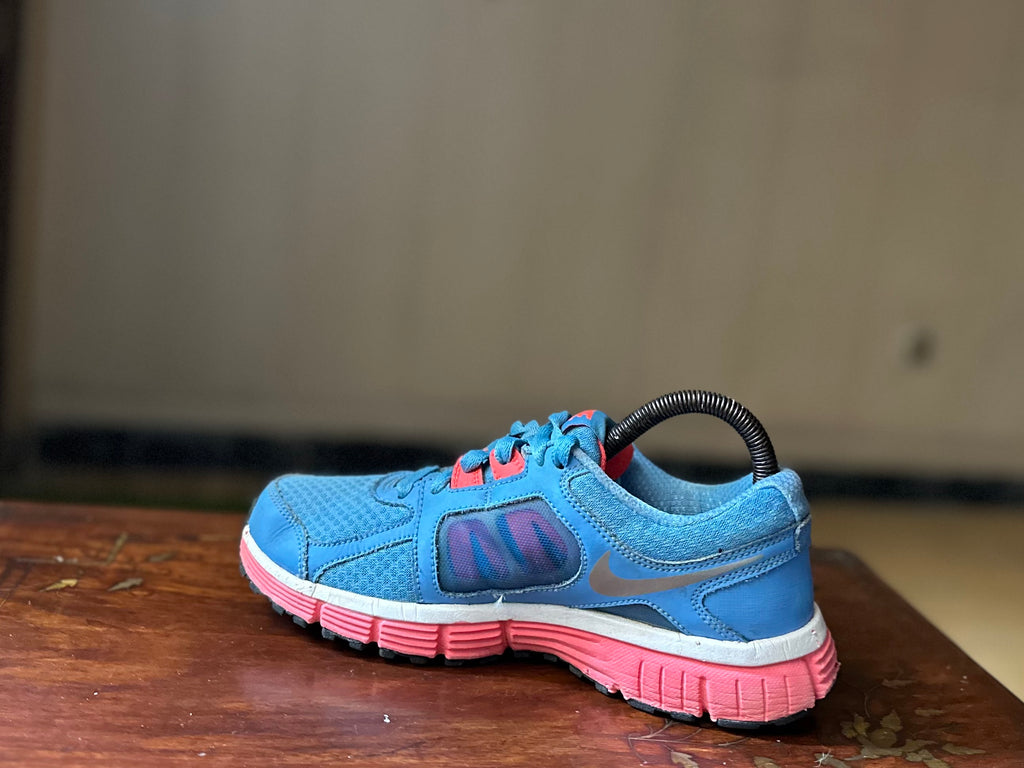 ORIGINAL Nike Dual Fusion ST 2 Pink/Blue Uk size: 5 Eu: 38.5