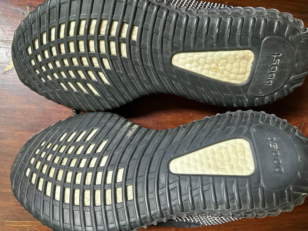 ORIGINAL Adidas Yeezy Boost 350 V2 Yecheil Uk size: 6.5 Eu: 40