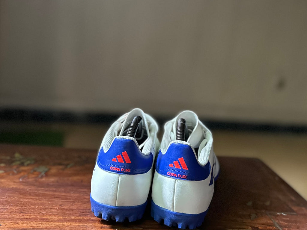 ORIGINAL Adidas Copa Pure 2 Club TF Football Uk size: 7.5
Eu: 41.1/3-42