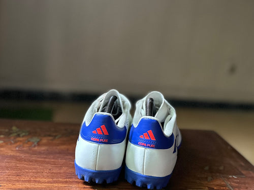 ORIGINAL Adidas Copa Pure 2 Club TF Football Uk size: 7.5
Eu: 41.1/3-42