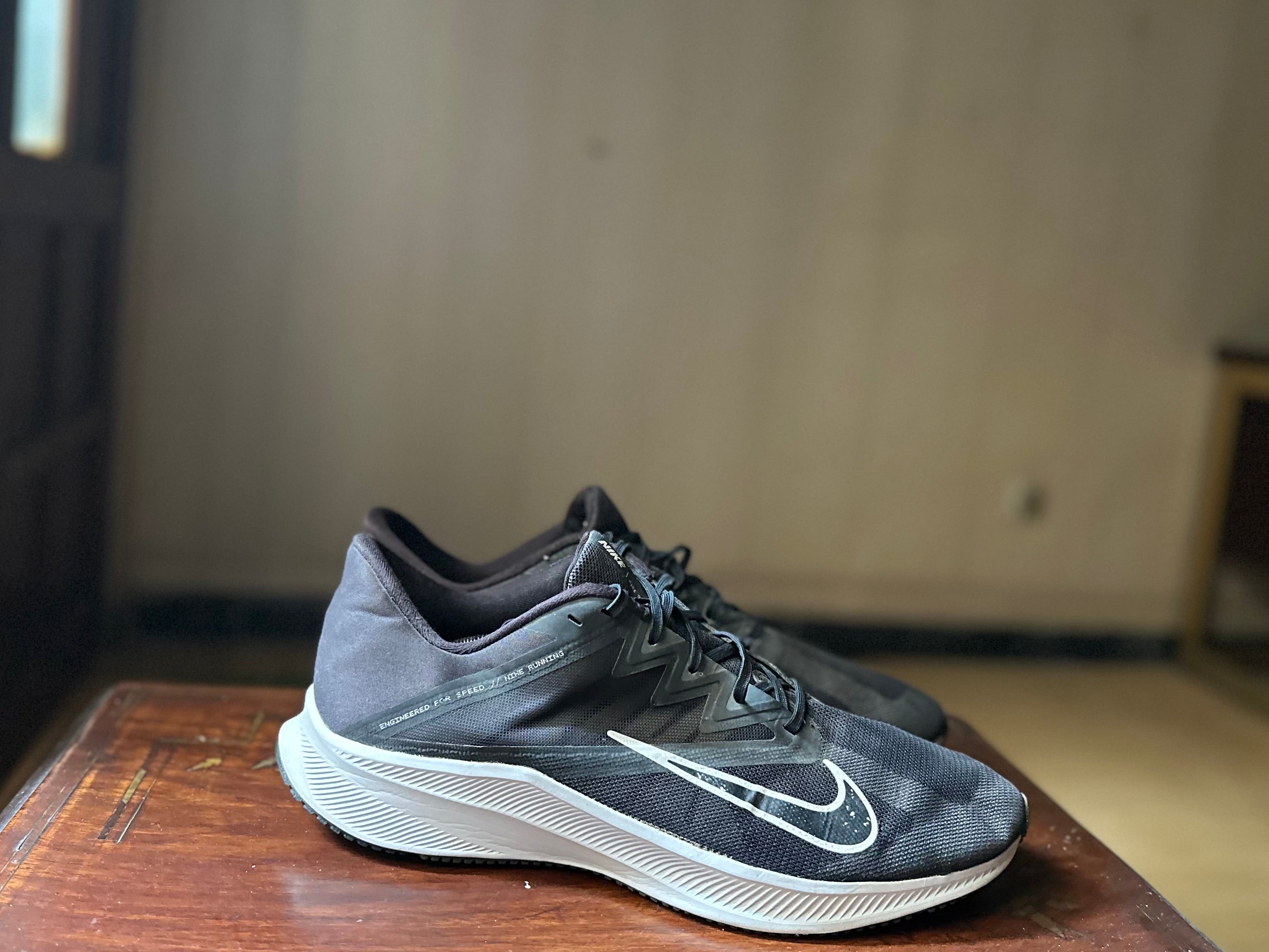 ORIGINAL Nike Zoom Quest 3 Black/White Uk size: 13
Eu: 48