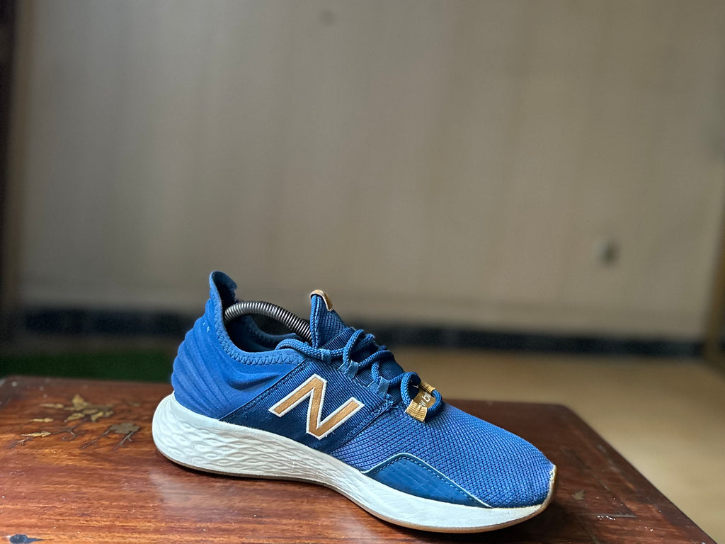 ORIGINAL New Balance FreshFoam Roav Backpack LightBlue Uk size: 7.5
Eu: 41 Condition: 8.5/10