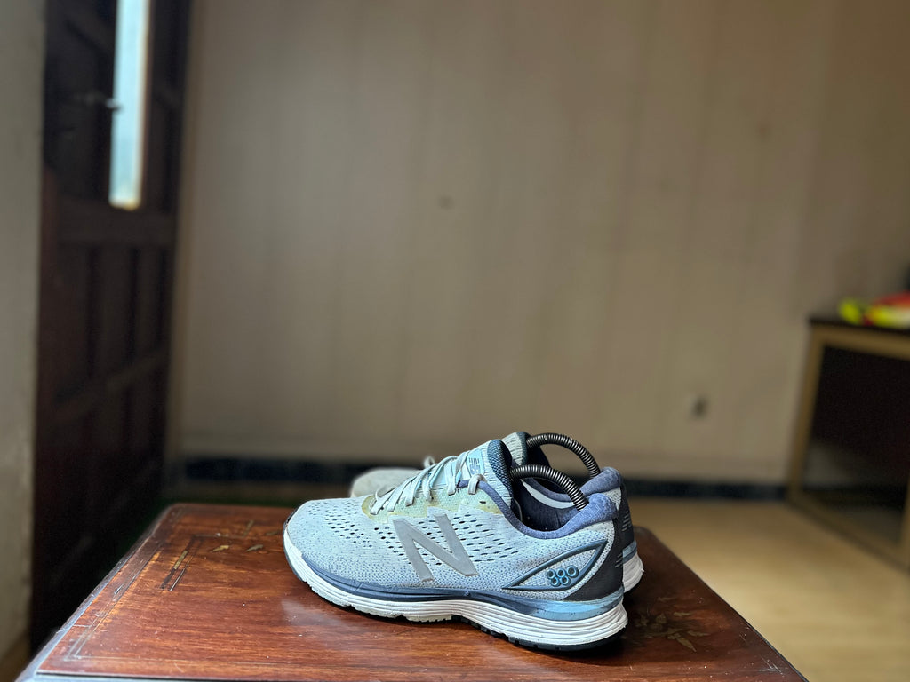 ORIGINAL New Balance 880 v9 Blue White Athletic Uk size: 8
Eu: 42.5