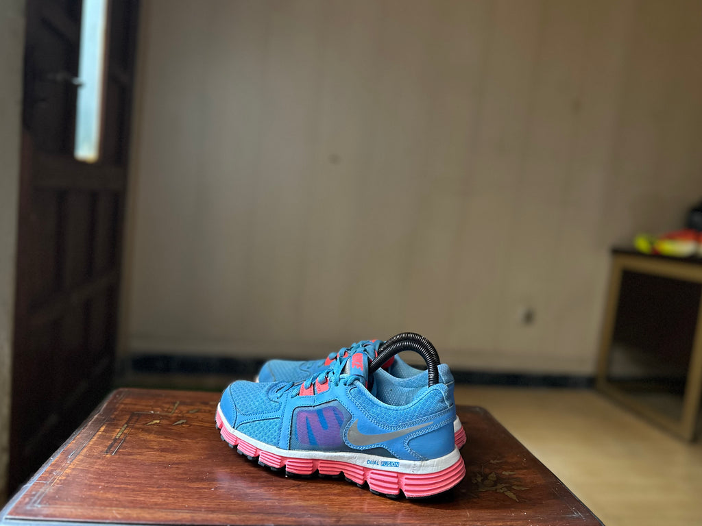 ORIGINAL Nike Dual Fusion ST 2 Pink/Blue Uk size: 5 Eu: 38.5