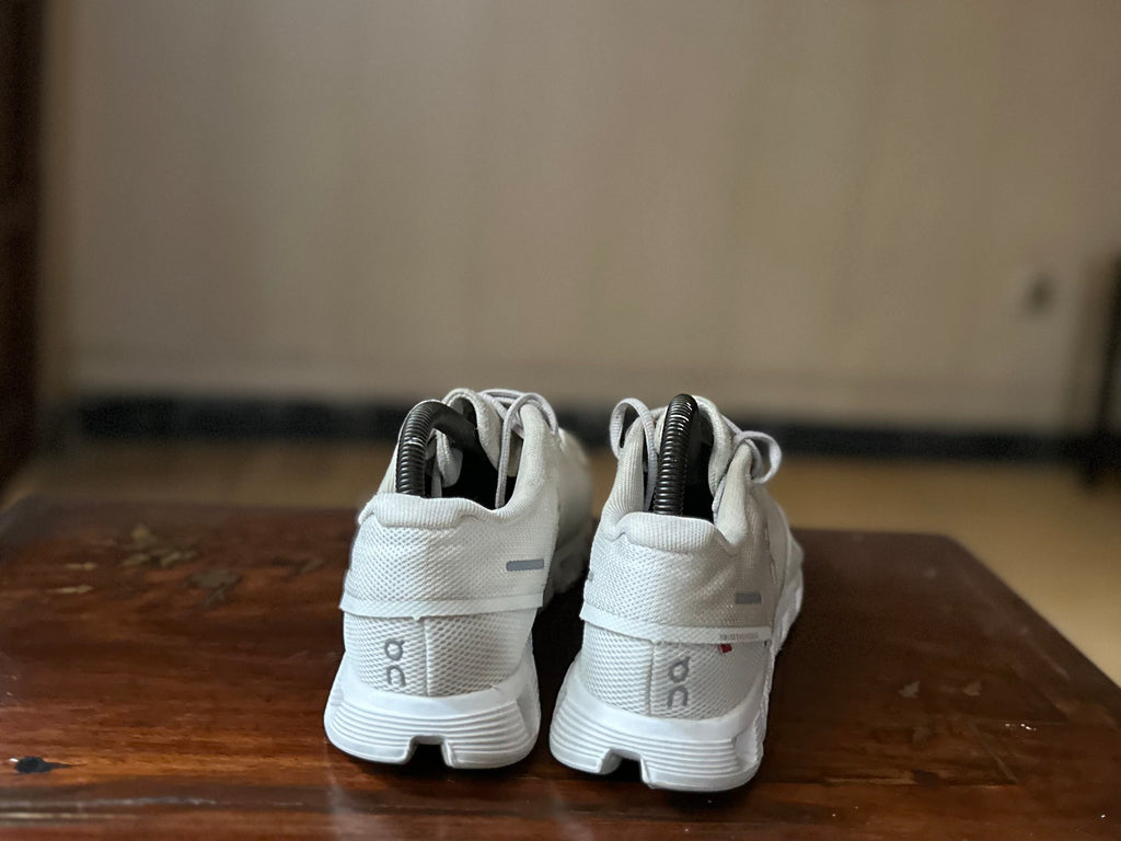 ORIGINAL ON Cloud 5 Triple White