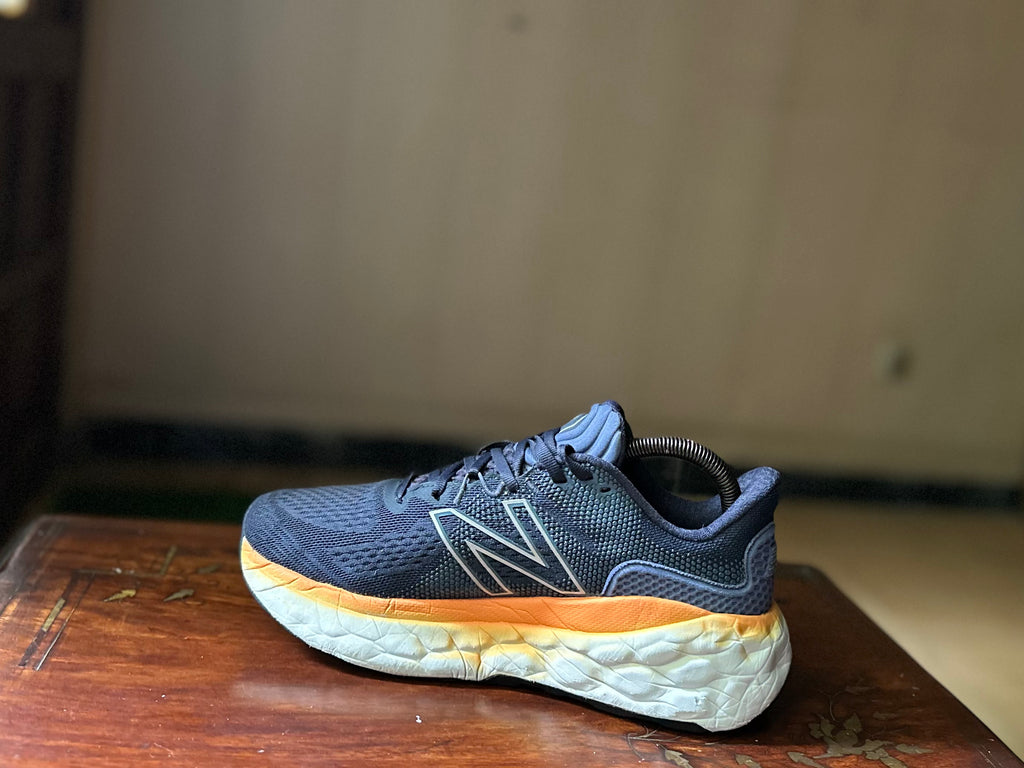 ORIGINAL New Balance Fresh Foam X More v3 Eclipse Vibrant Orange Uk size: 7 Eu: 41