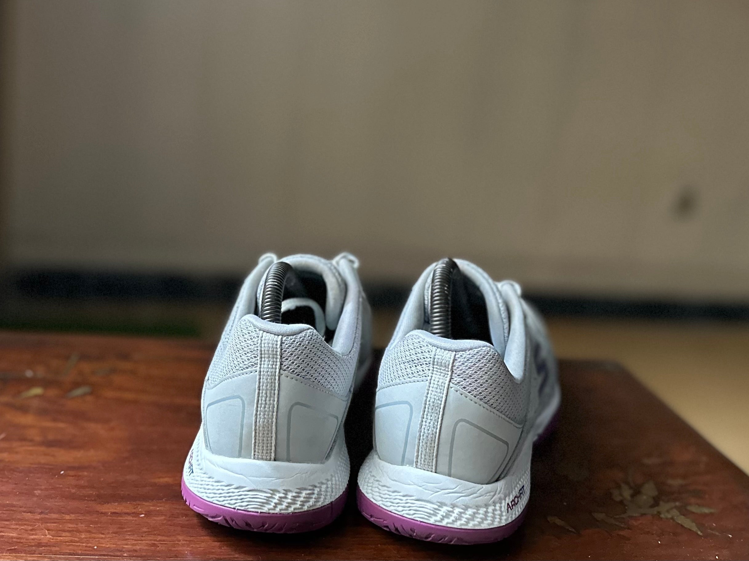 ORIGINAL Sketchers Viper Court Grey/CourtPurple Uk size: 6
Eu: 39