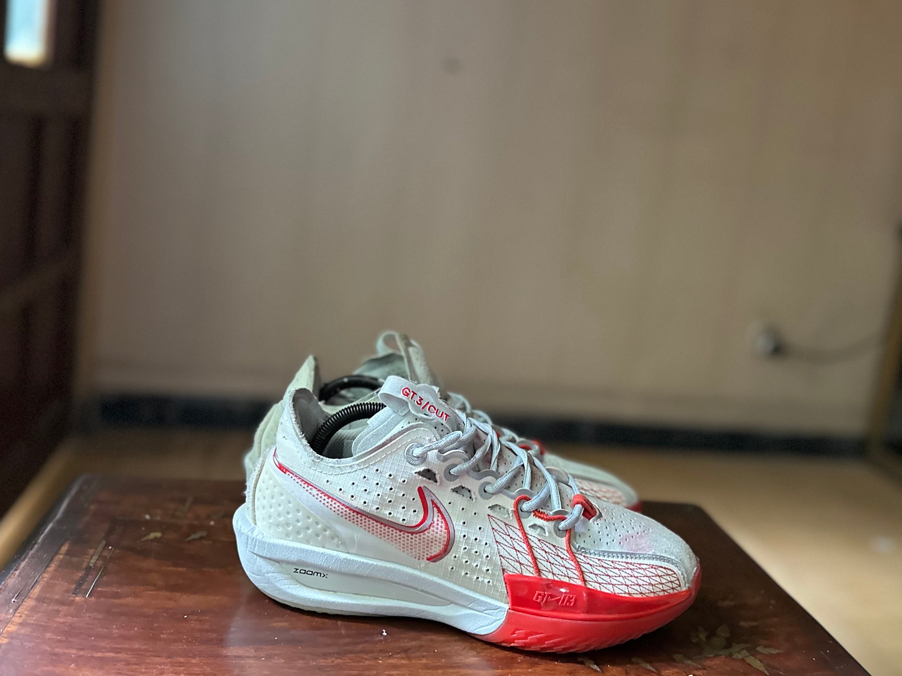 ORIGINAL Nike GT Cut 3 White Picante Red Uk size: 7.5 Eu: 42