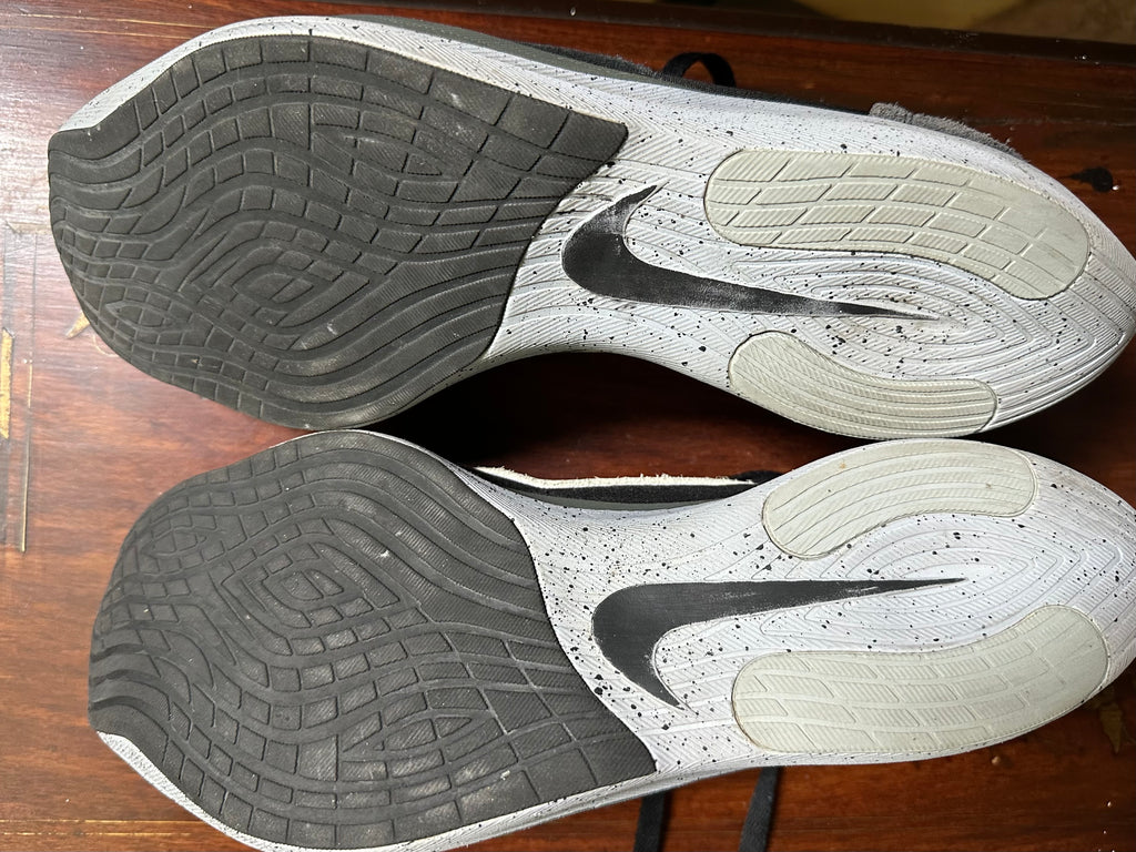 ORIGINAL Nike Moon Racer Black White Wolf Grey Uk size: 9.5
Eu: 44.5