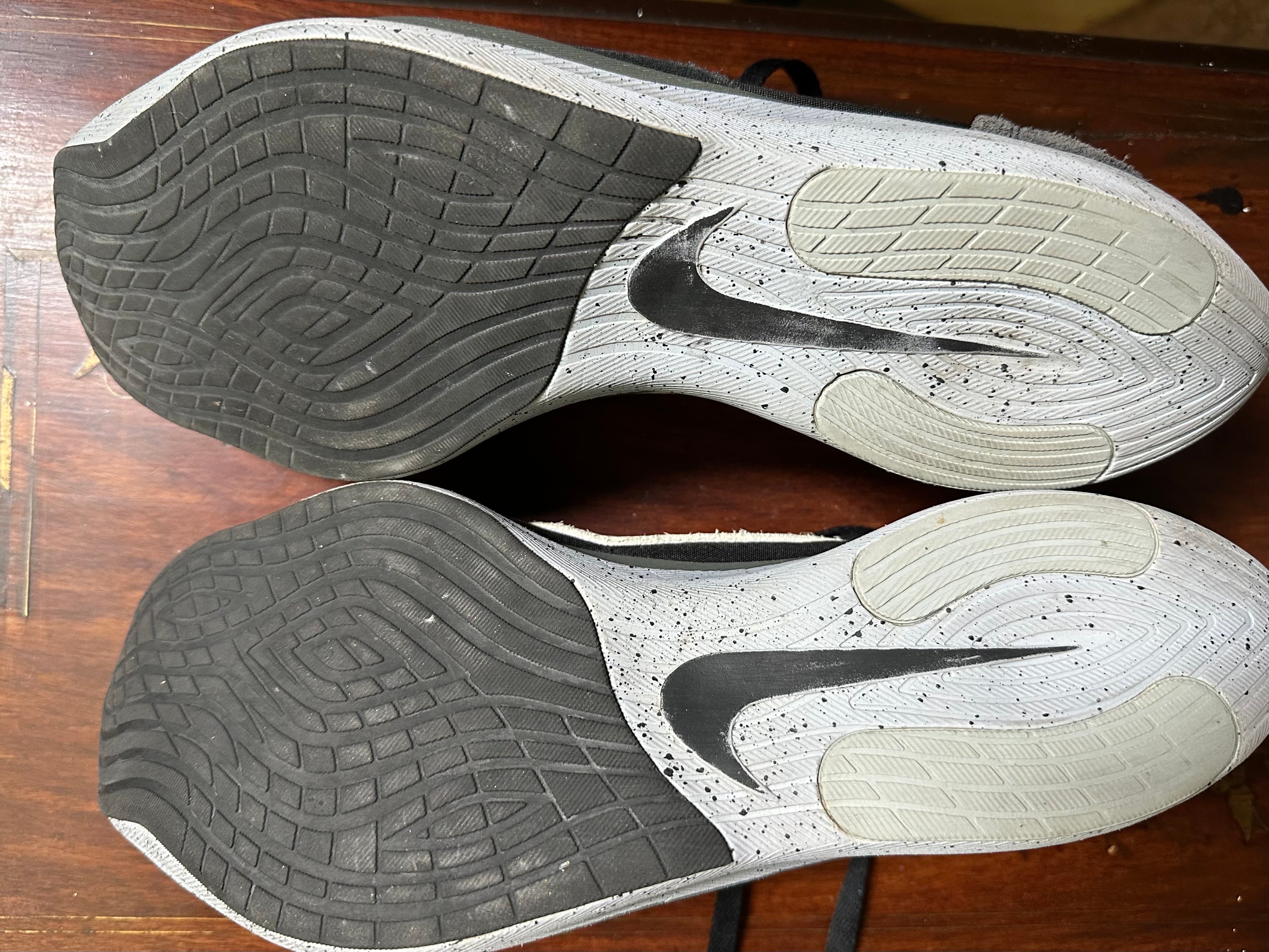 ORIGINAL Nike Moon Racer Black White Wolf Grey Uk size: 9.5
Eu: 44.5