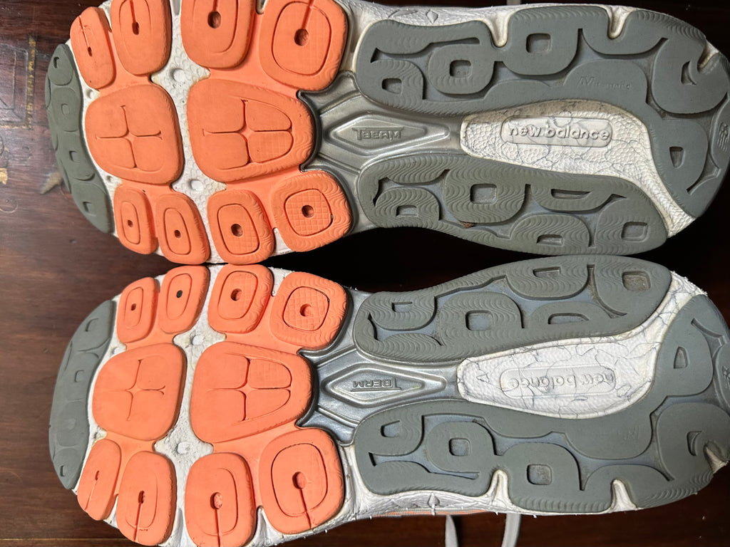 ORIGINAL New Balance 940 V4 Grey/Coral