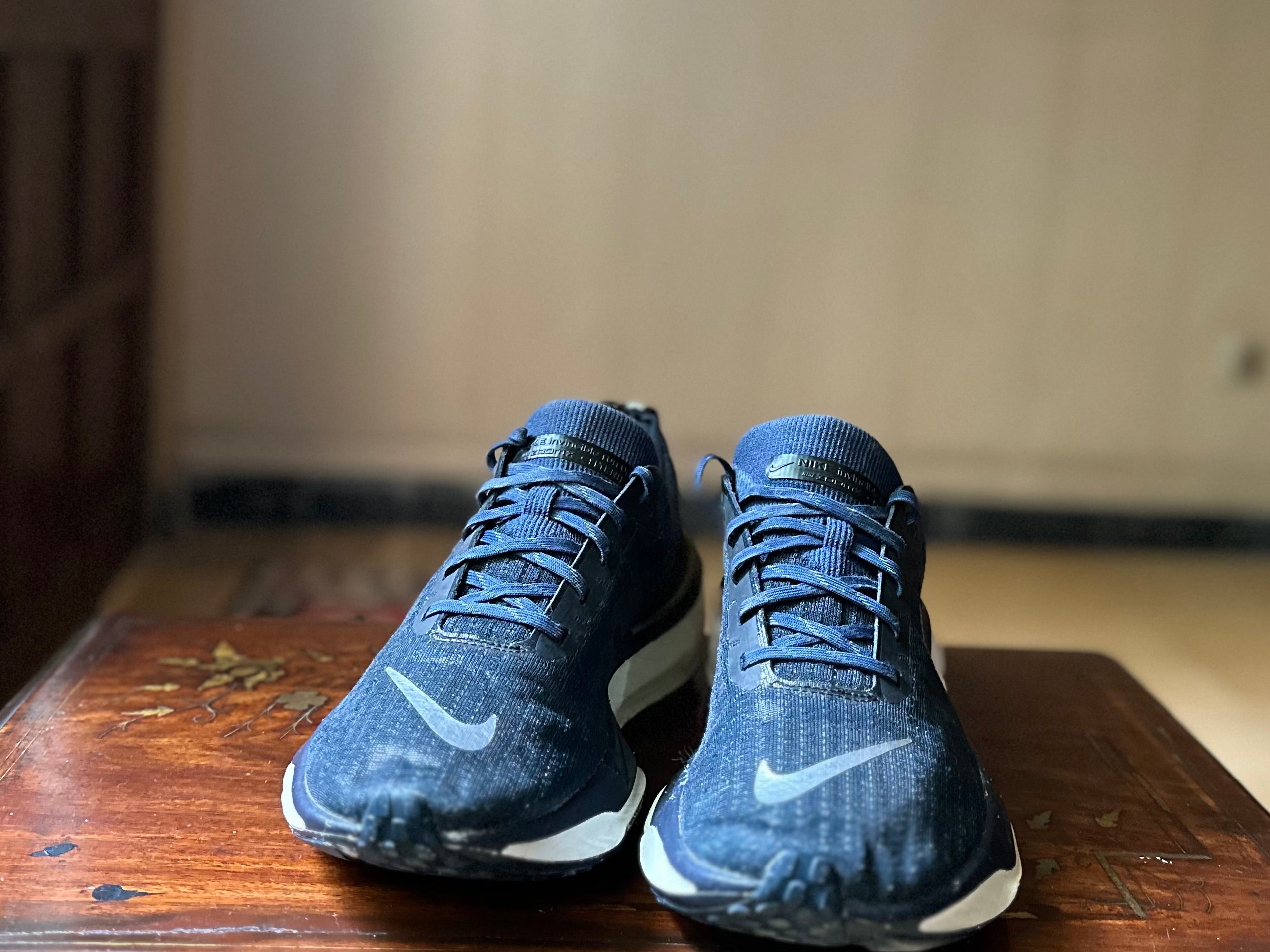 ORIGINAL Nike ZoomX Invincible Run 3 College Navy Uk size: 9
Eu: 44