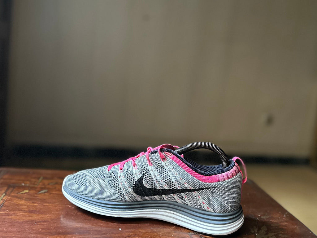 ORIGINAL Nike Flyknit One+ Lunar Black/DarkGrey Uk size: 6 Eu: 40