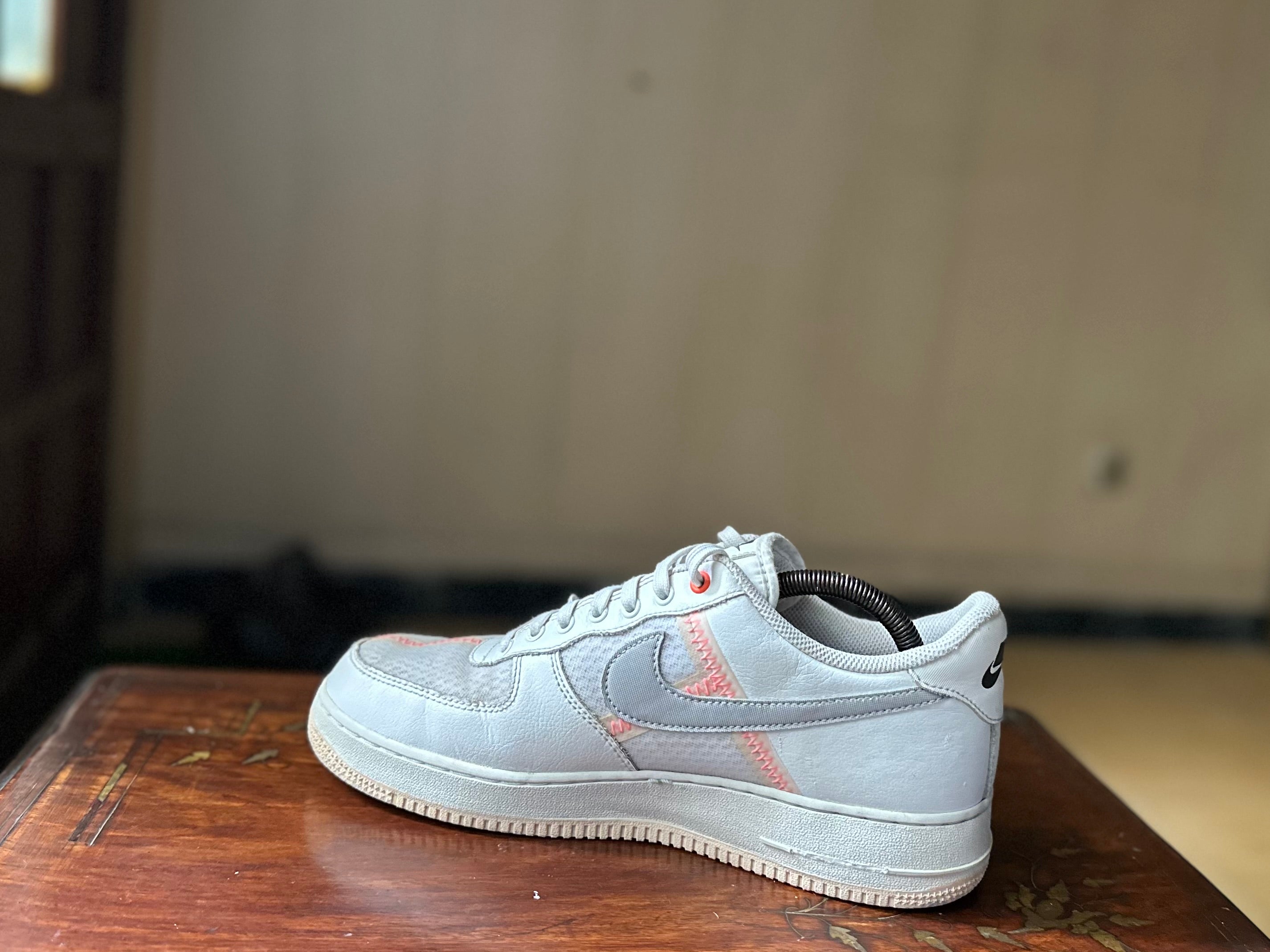 ORIGINAL Nike AirForce 1 Low Transparent White Grey Uk size: 9
Eu: 44