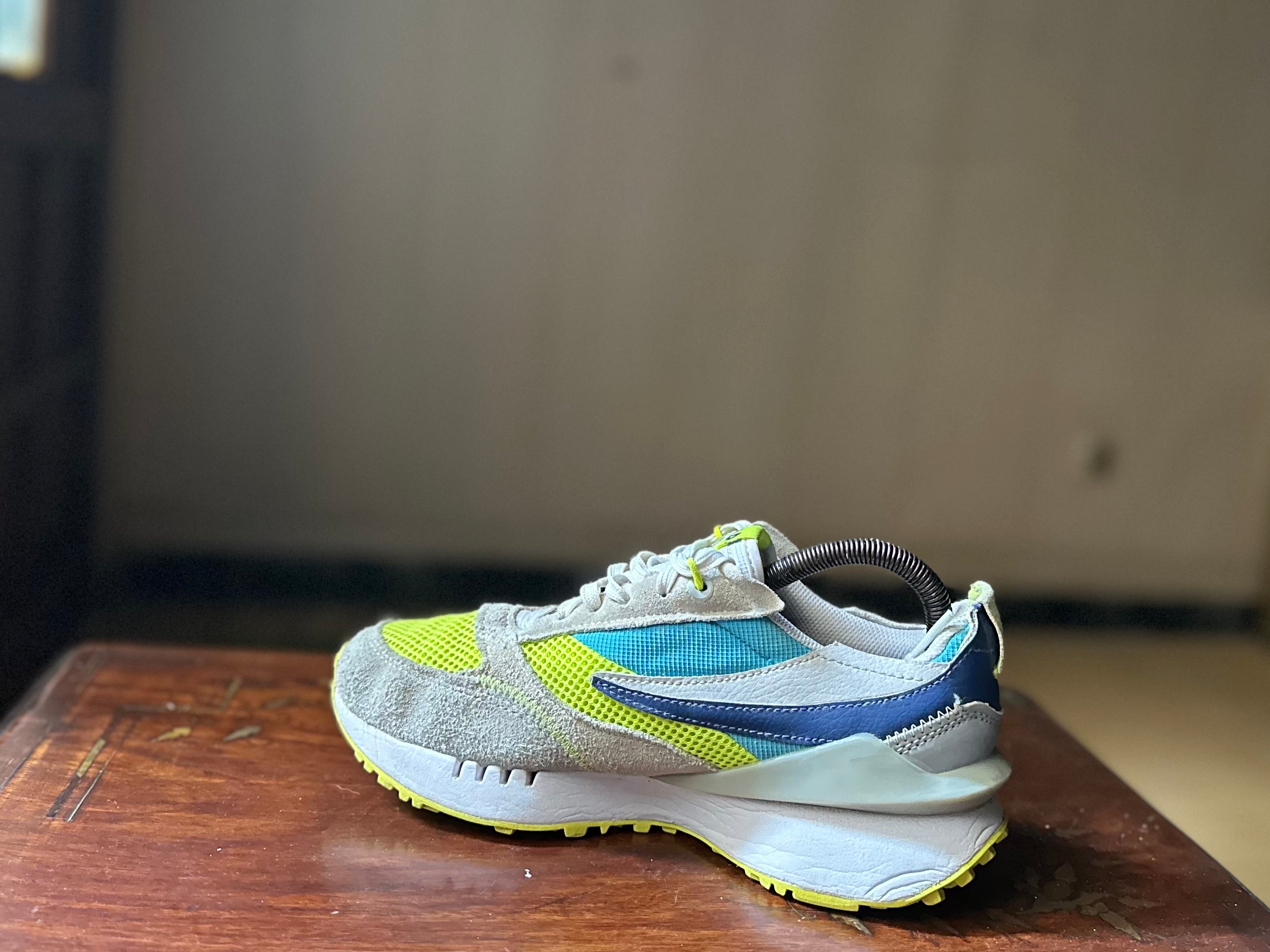 ORIGINAL Fila Renno N Generation White/Blue/Lime Uk size: 6 Eu: 40