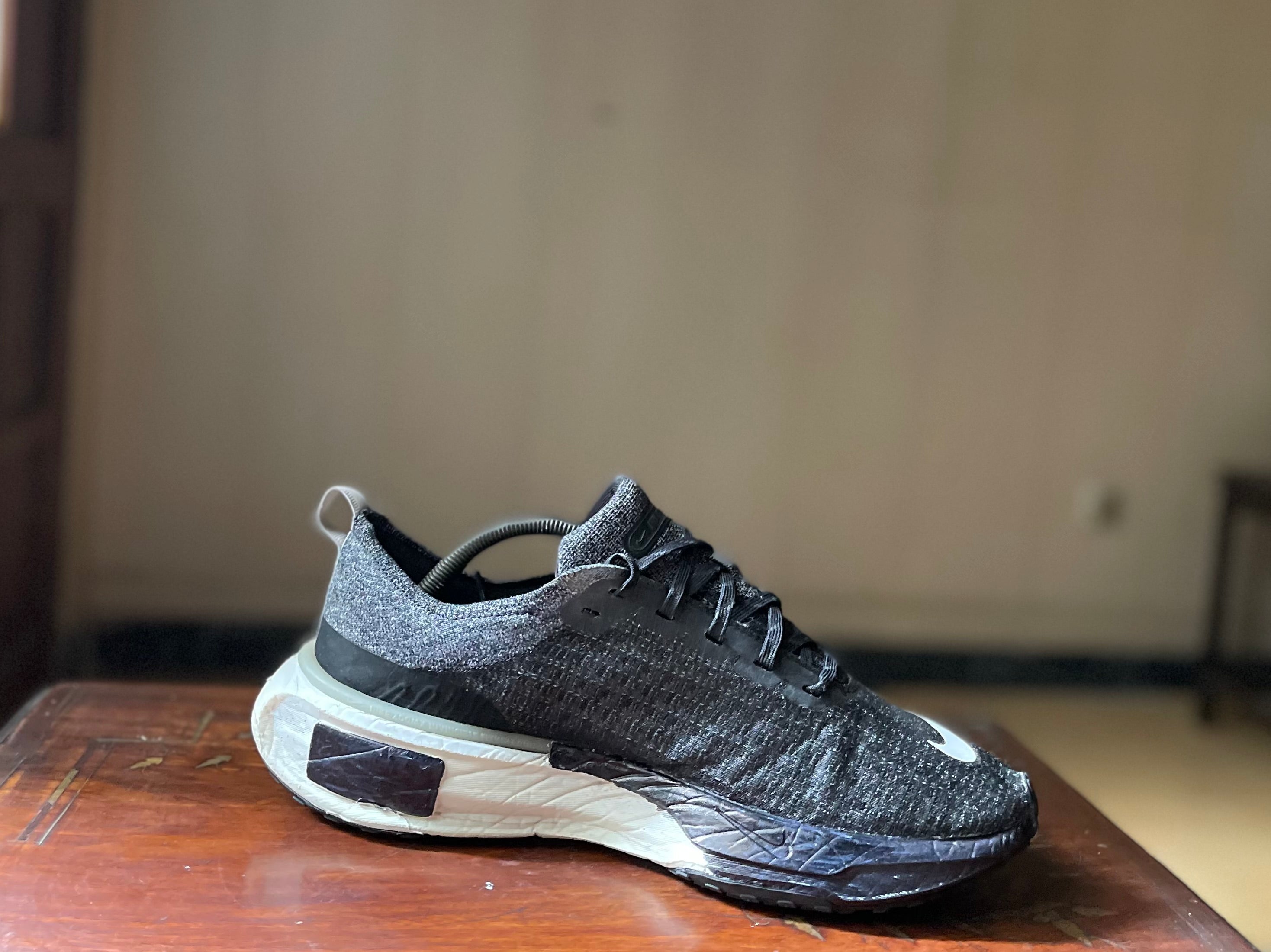 ORIGINAL Nike ZoomX Invincible Run Flyknit 3 Oreo