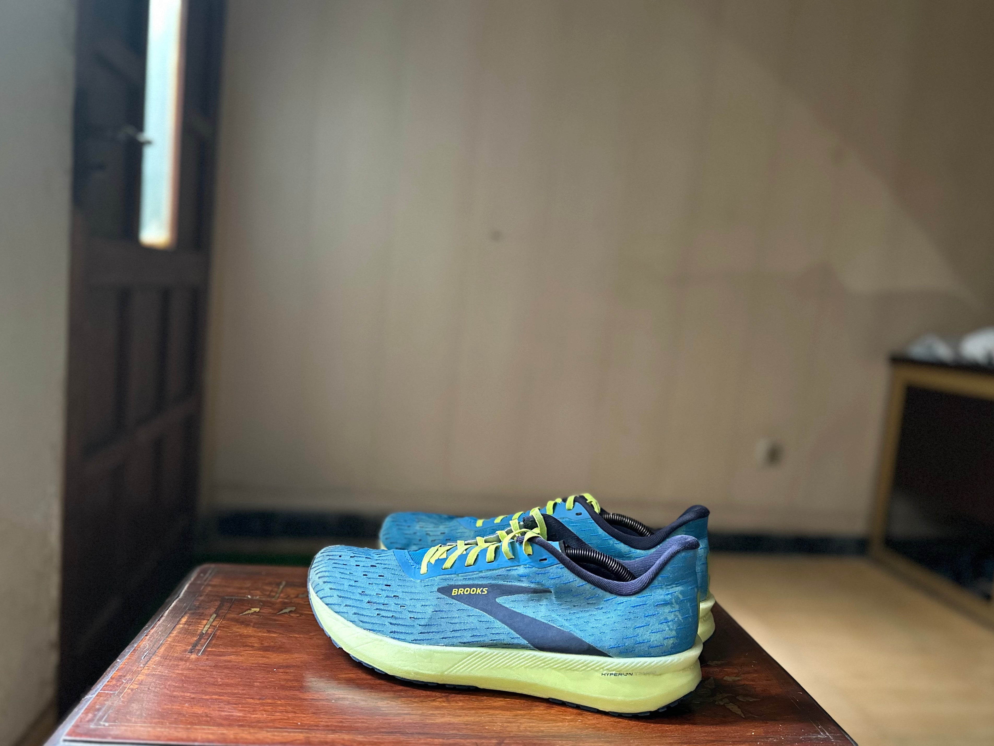 ORIGINAL Brooks Hyperion Tempo Blue/NightLife Uk size: 11 Eu: 46