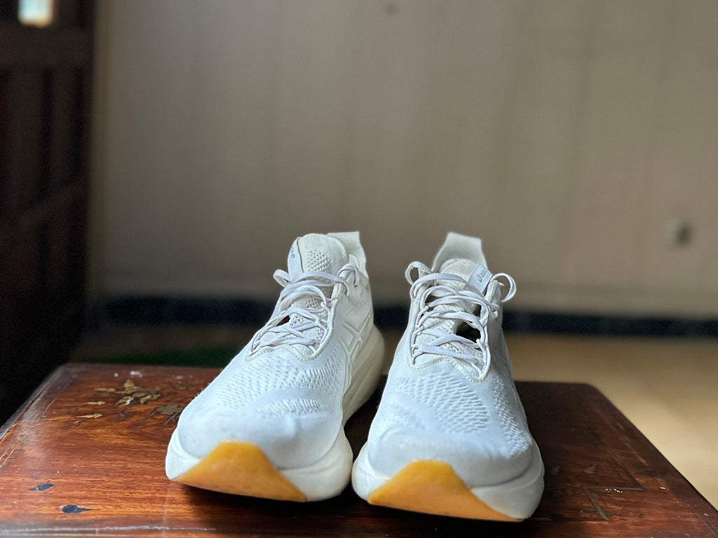 ORIGINAL Asics Gel-Nimbus 25 White Gum Uk size: 11.5
Eu: 47