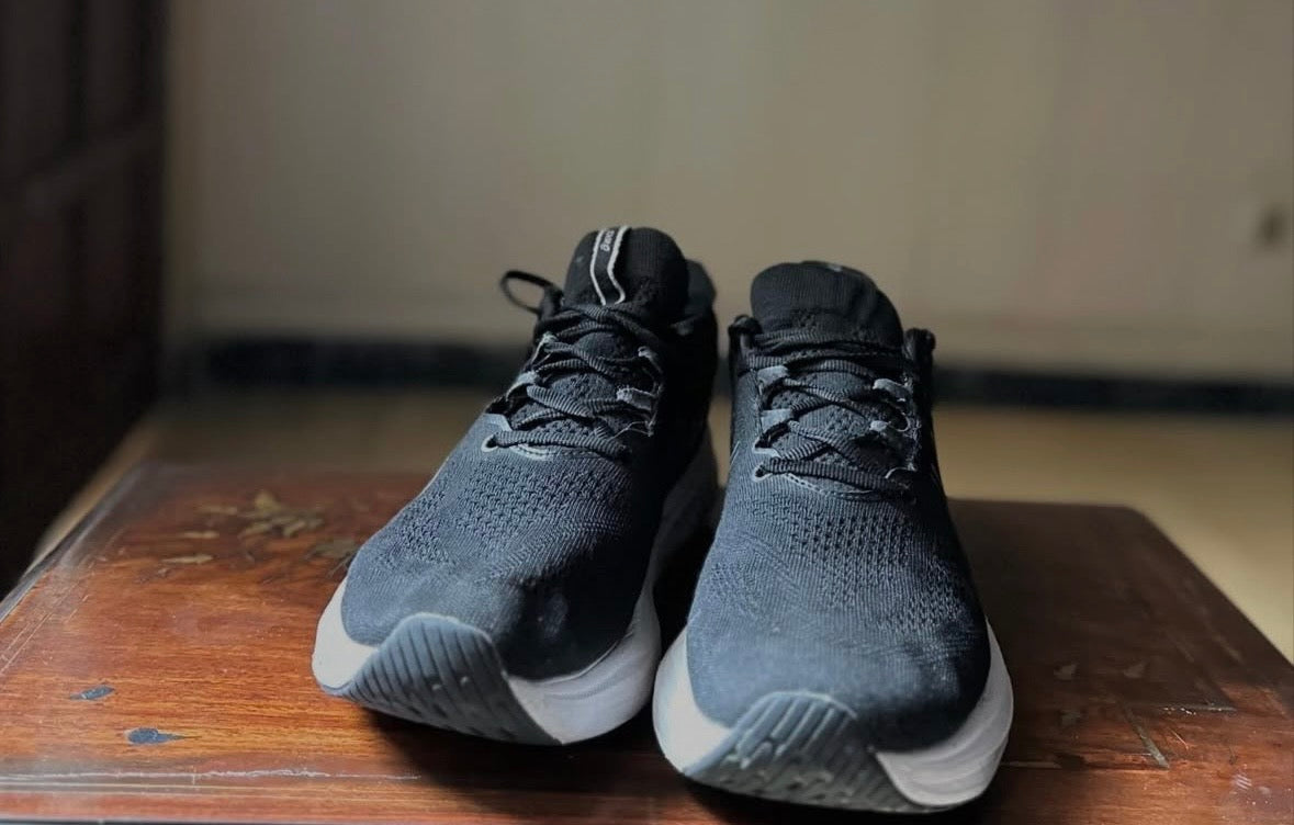 ORIGINAL Asics Gel-Nimbus 26 Black/White