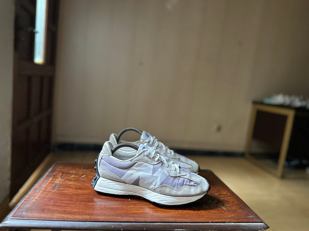 ORIGINAL New Balance 327 White MoonBeam