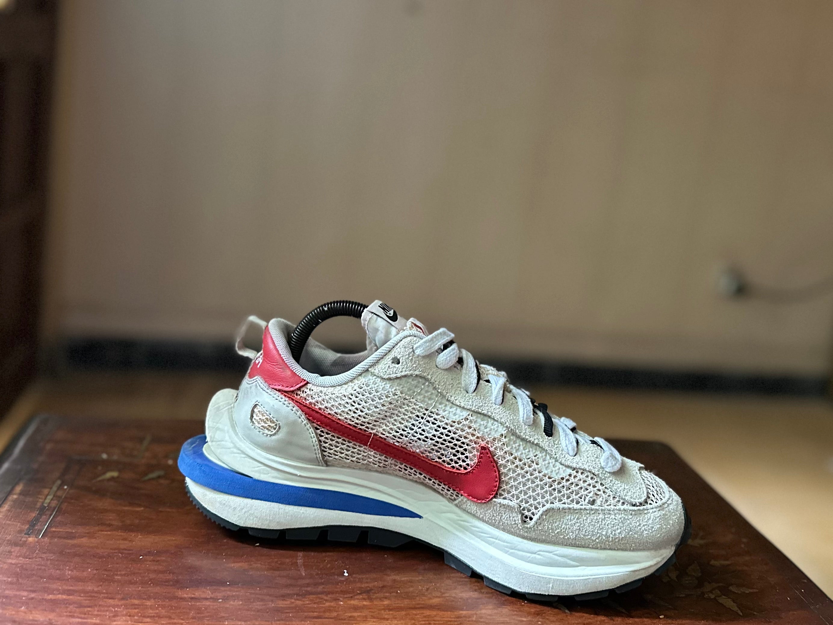 ORIGINAL Nike X Sacai VaporWaffle Sail Royal Uk size: 8
Eu: 42.5