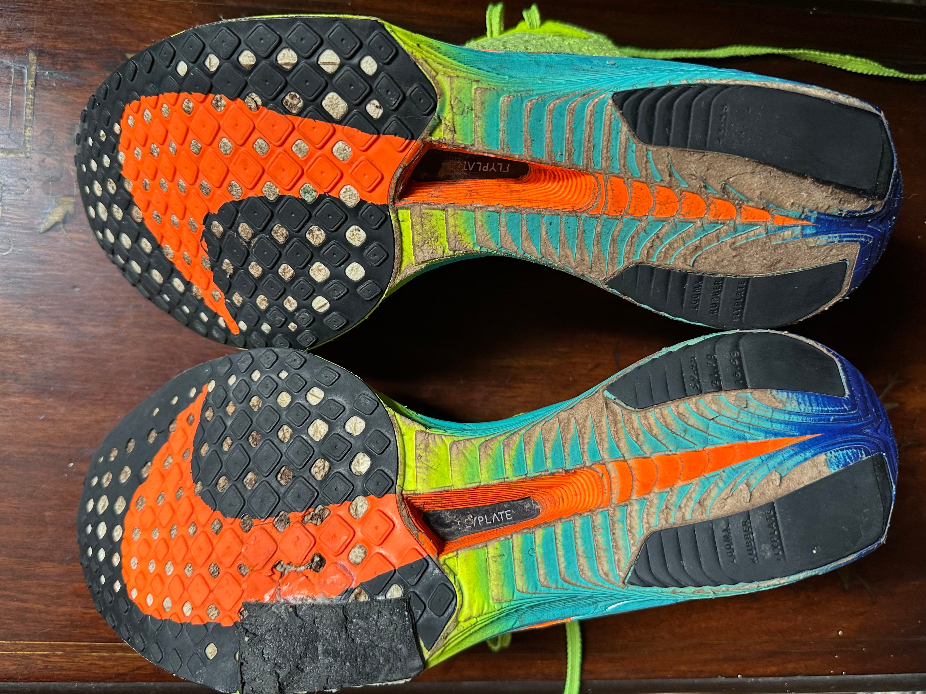 ORIGINAL Nike ZoomX VaporFly Next% 3 Fast Track (Carbon Plated)