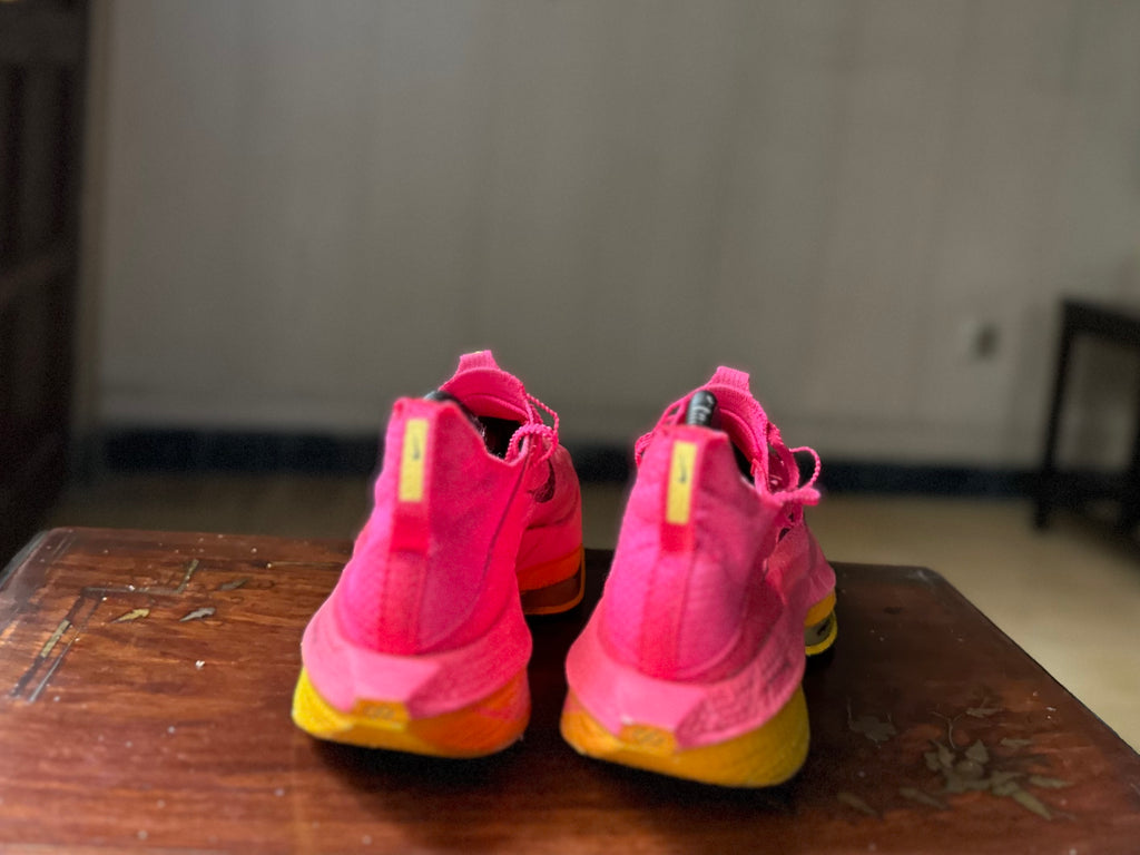 ORIGINAL Nike AirZoom AlphaFly Next% 2 Hyper Pink/Laser Orange (Carbon Plated) Uk size: 7.5
Eu: 42