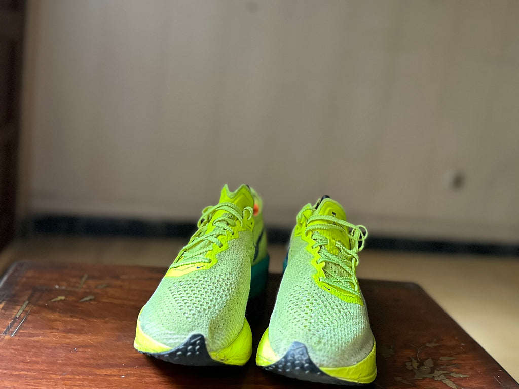 ORIGINAL Nike ZoomX VaporFly Next% 3 Fast Track (Carbon Plated)