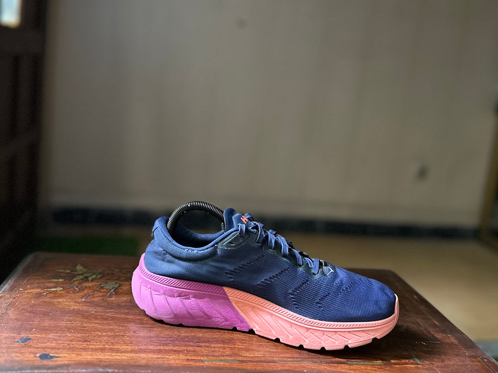 ORIGINAL Hoka One One Mach 2 Uk size: 7 Eu: 41