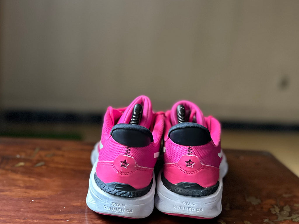 ORIGINAL Nike Star Runner 4 Fierce Pink Uk size: 5.5
Eu: 38.5